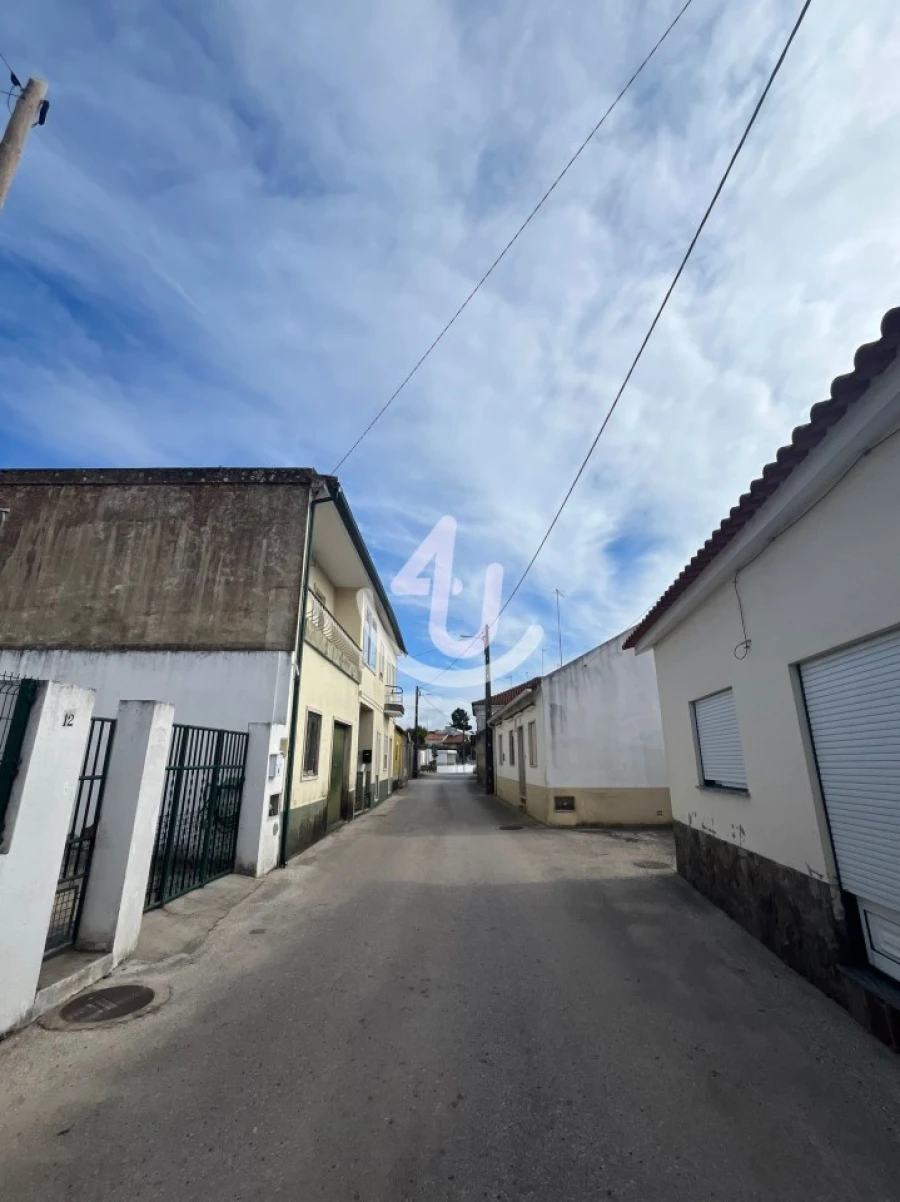 Garagem para Venda em Nazare Foto 31