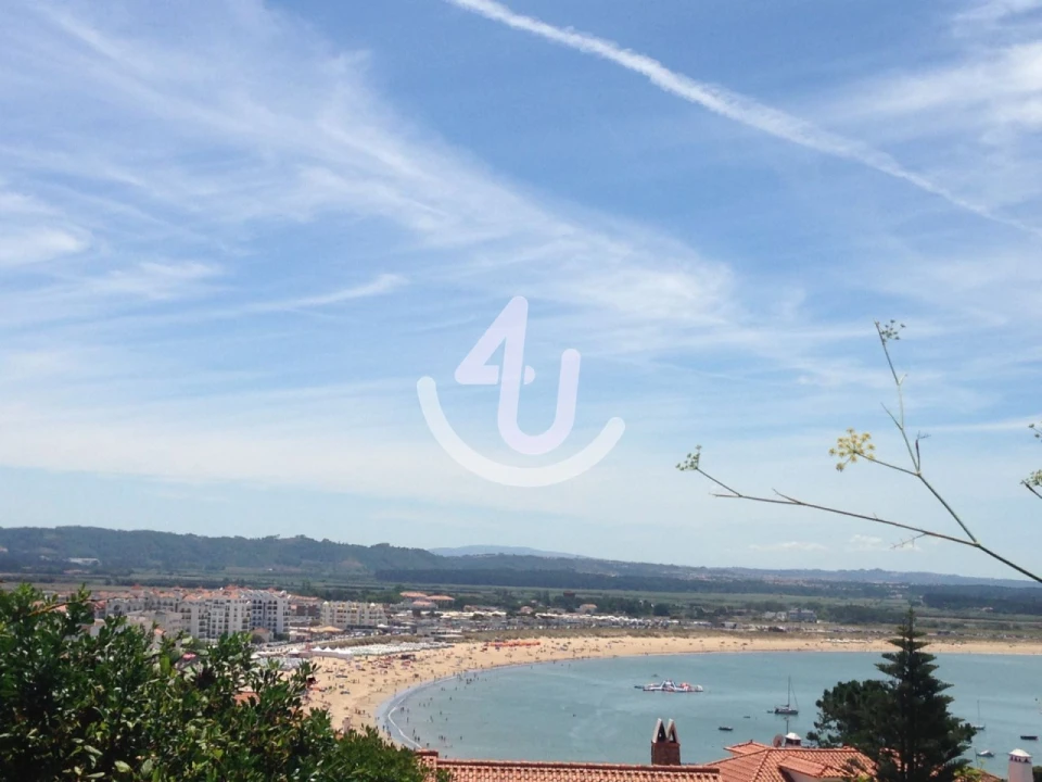 Terreno para Venda em São Martinho do Porto Foto 1