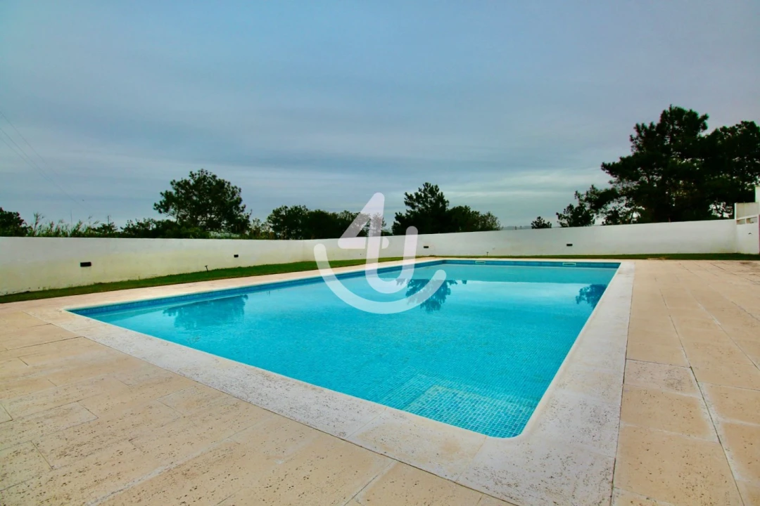 Apartamento T2 para Venda em Tornada e Salir do Porto Foto 4