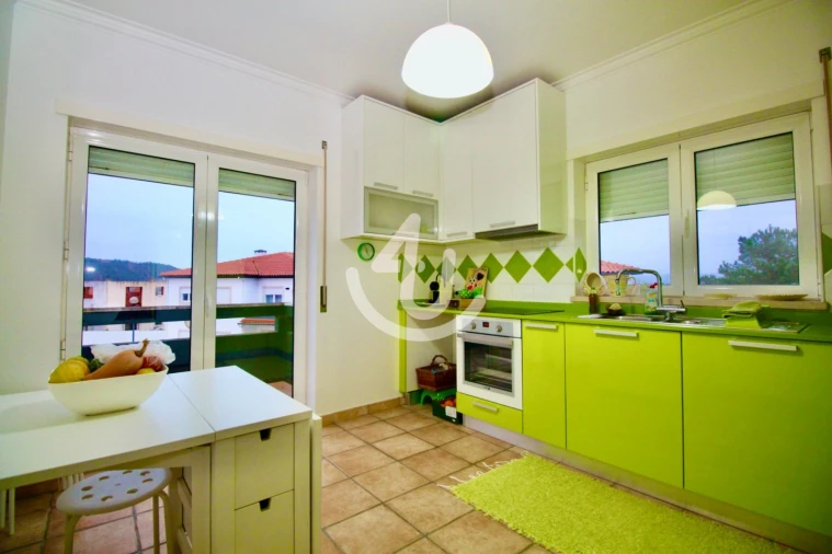 Apartamento T2 para Venda em Tornada e Salir do Porto Foto 27