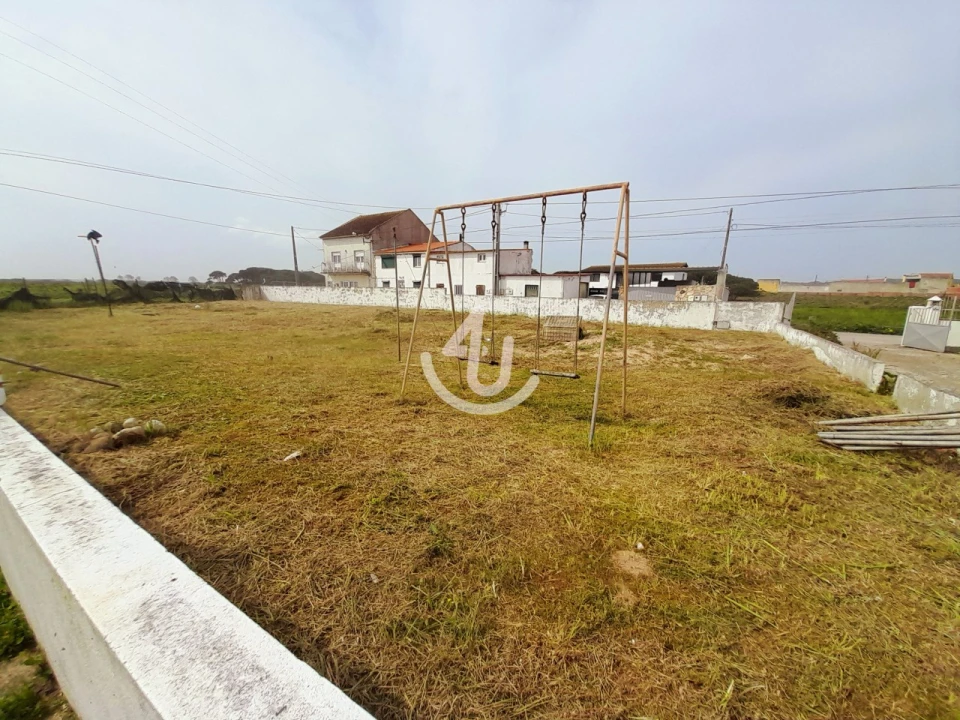 Terreno para Venda em São Martinho do Porto Foto 1