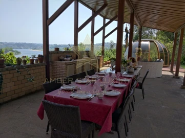 Moradia T5 para Venda em Oliveira do Douro