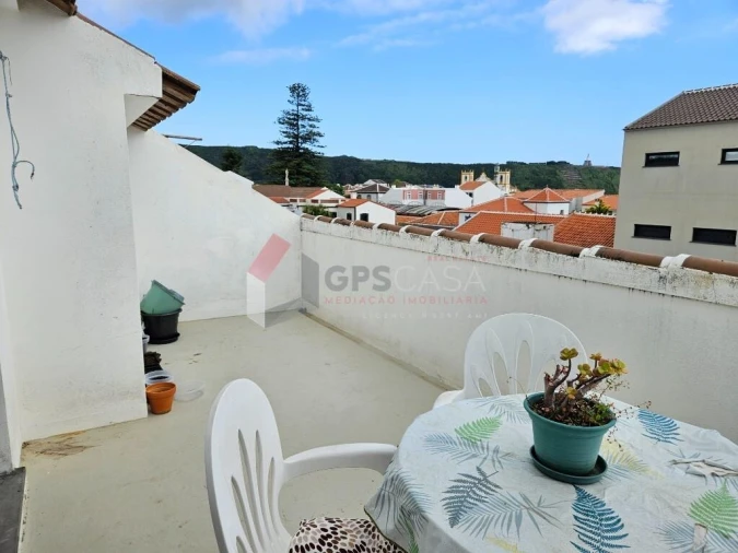 Apartamento T3 para Venda em Praia da Vitoria (Santa Cruz) Foto 17