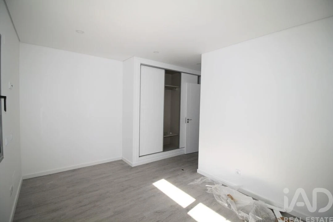 Moradia T3 para Venda em Tavira (Santa Maria e Santiago) Foto 16