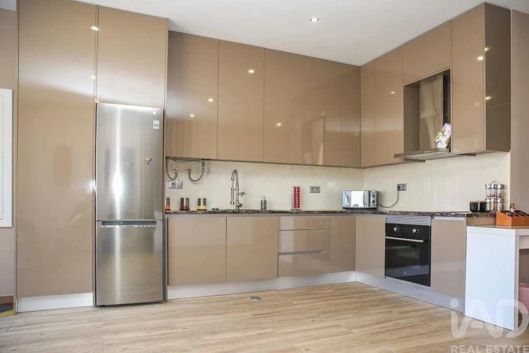 Apartamento T1 para Venda em Arruda dos Vinhos Foto 3