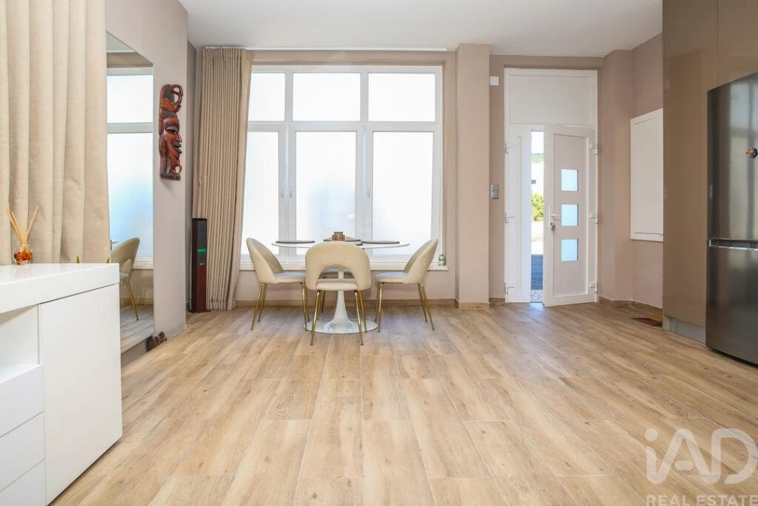 Apartamento T1 para Venda em Arruda dos Vinhos Foto 9