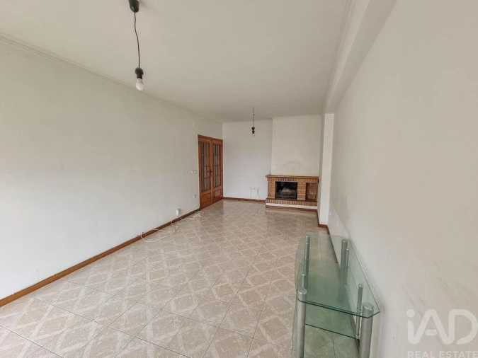 Apartamento T3 para Venda em Braga (Maximinos, Sé e Cividade) Foto 24