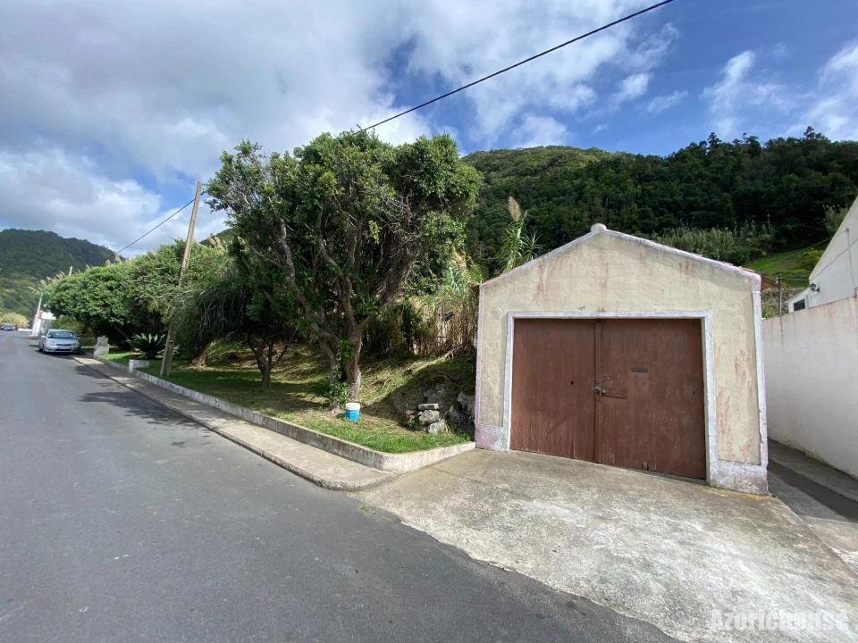 Prédio para Venda em Ribeira Quente Foto 6