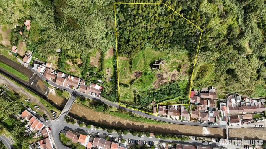 Prédio para Venda em Ribeira Quente Foto 5