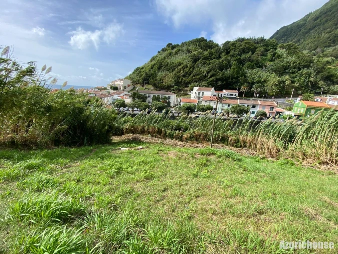 Prédio para Venda em Ribeira Quente Foto 15
