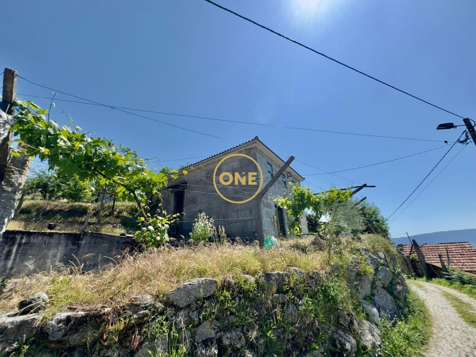 Moradia T3 para Venda em Viariz Foto 4