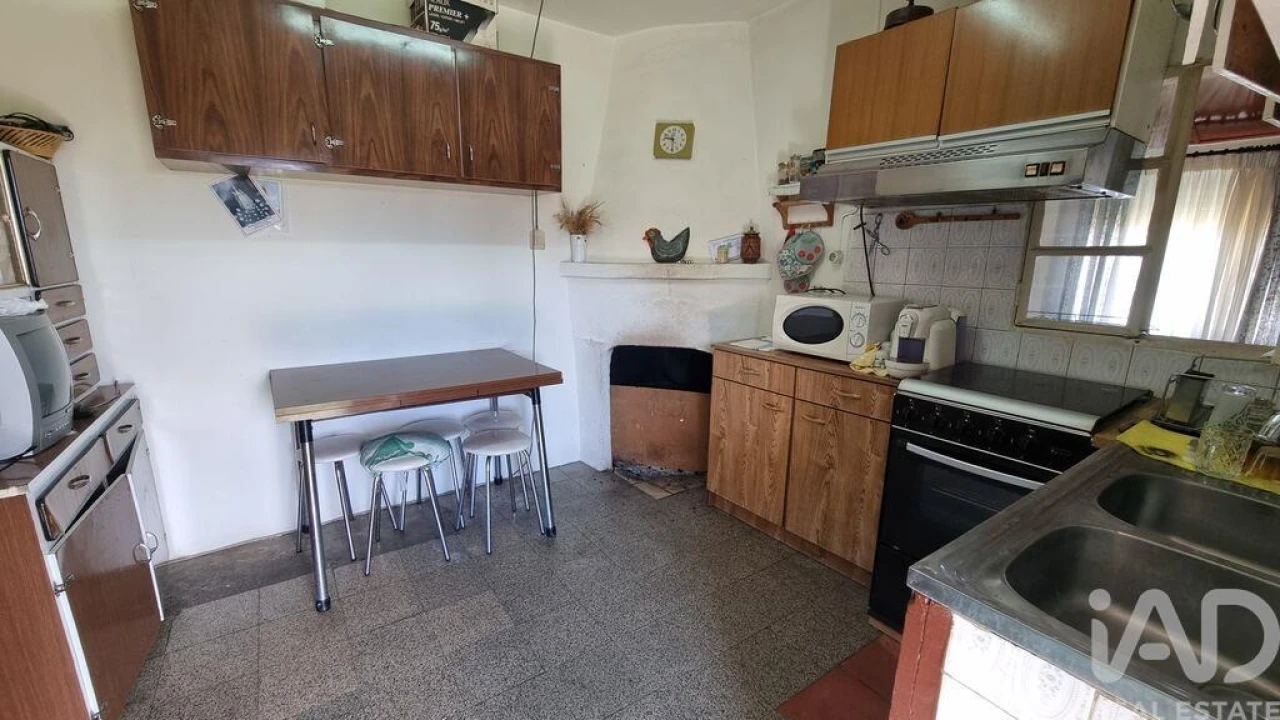 Moradia T3 para Venda em Rapa e Cadafaz Foto 18