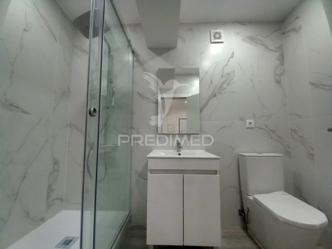 Apartamento T3 para Venda em Costa da Caparica Foto 15