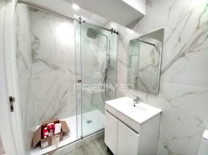 Apartamento T3 para Venda em Costa da Caparica Foto 14