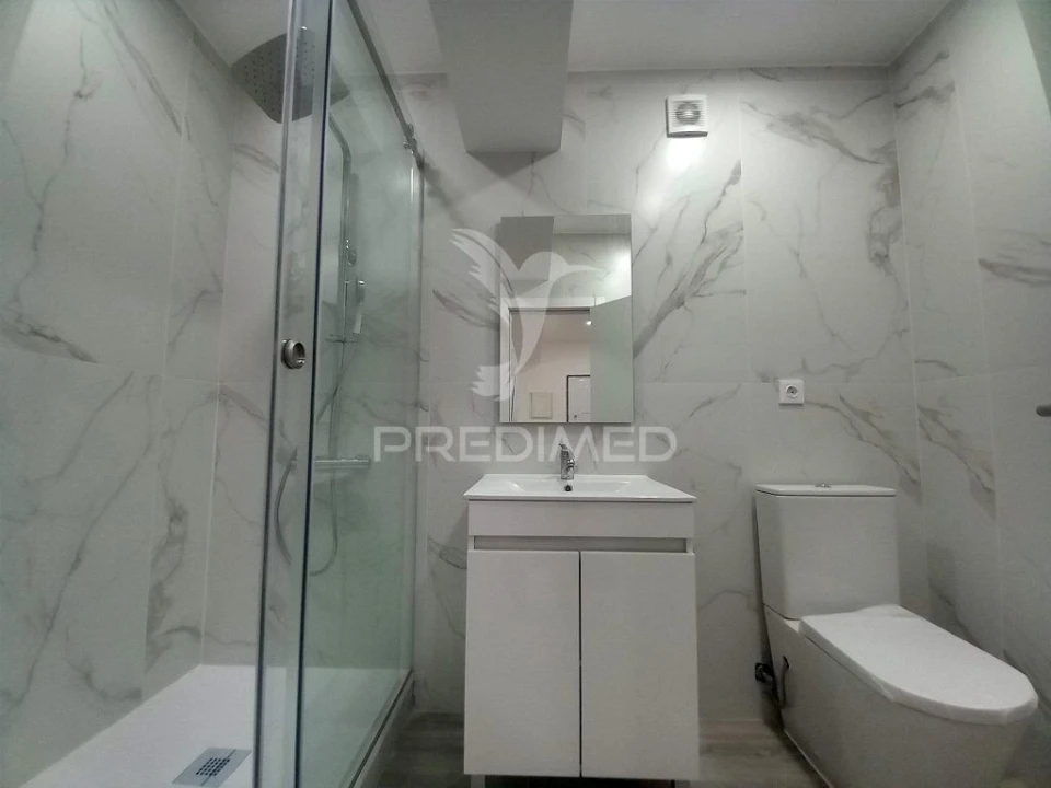 Apartamento T3 para Venda em Costa da Caparica Foto 15