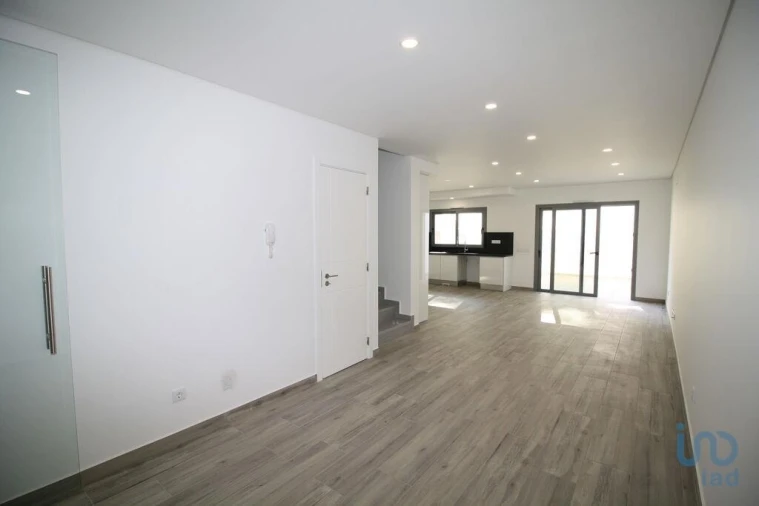 Moradia T5 para Venda em Tavira (Santa Maria e Santiago) Foto 8