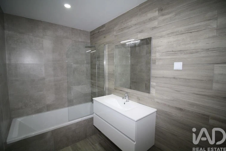 Moradia T5 para Venda em Tavira (Santa Maria e Santiago) Foto 16