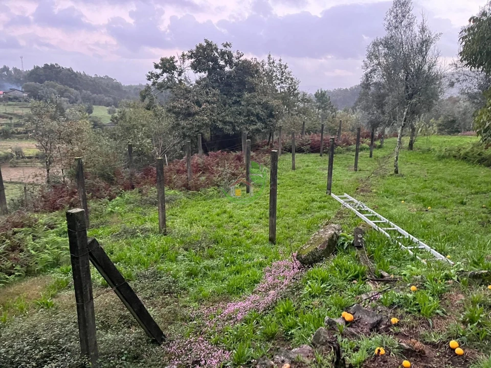 Moradia para Venda em Dossãos Foto 13