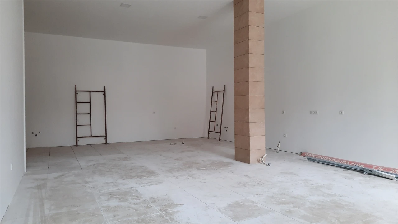 Loja para Arrendamento em Viseu Foto 4