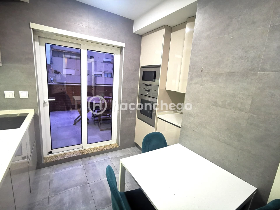 Apartamento T2 para Arrendamento em Barcelos, V.Boa, V.Frescainha Foto 7