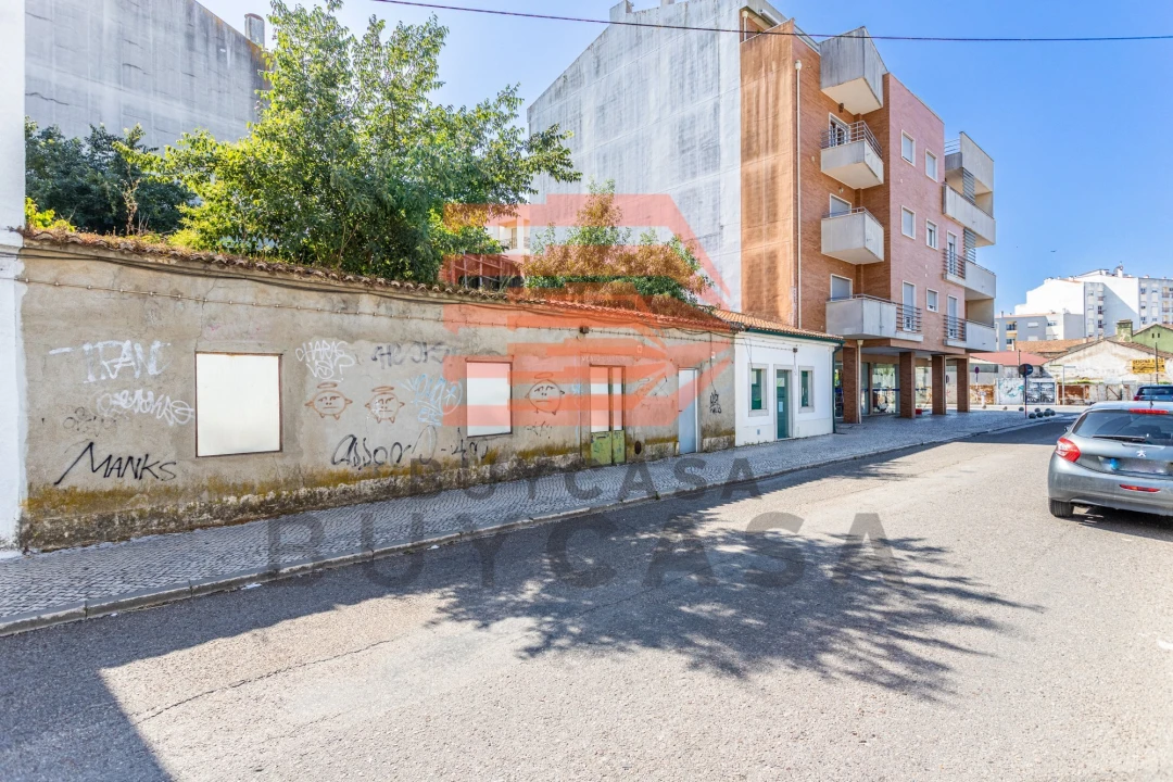 Moradia T3 para Venda em São João Baptista Foto 3