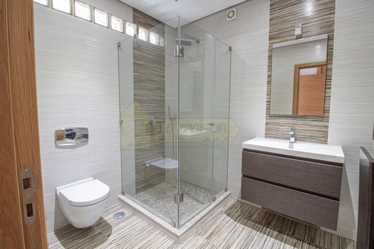 Moradia T4 para Venda em Loule (São Sebastião) Foto 23