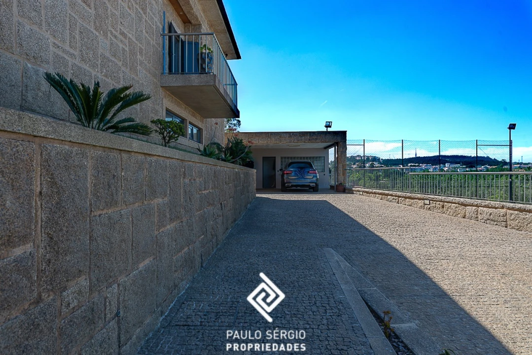 Moradia T3 para Venda em Vilar de Andorinho Foto 33