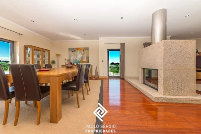 Moradia T3 para Venda em Vilar de Andorinho
