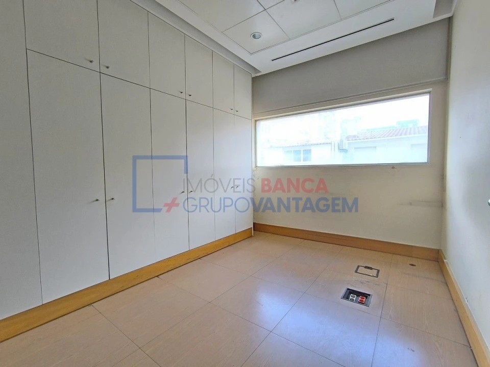 Loja para Venda em Arroios Foto 9