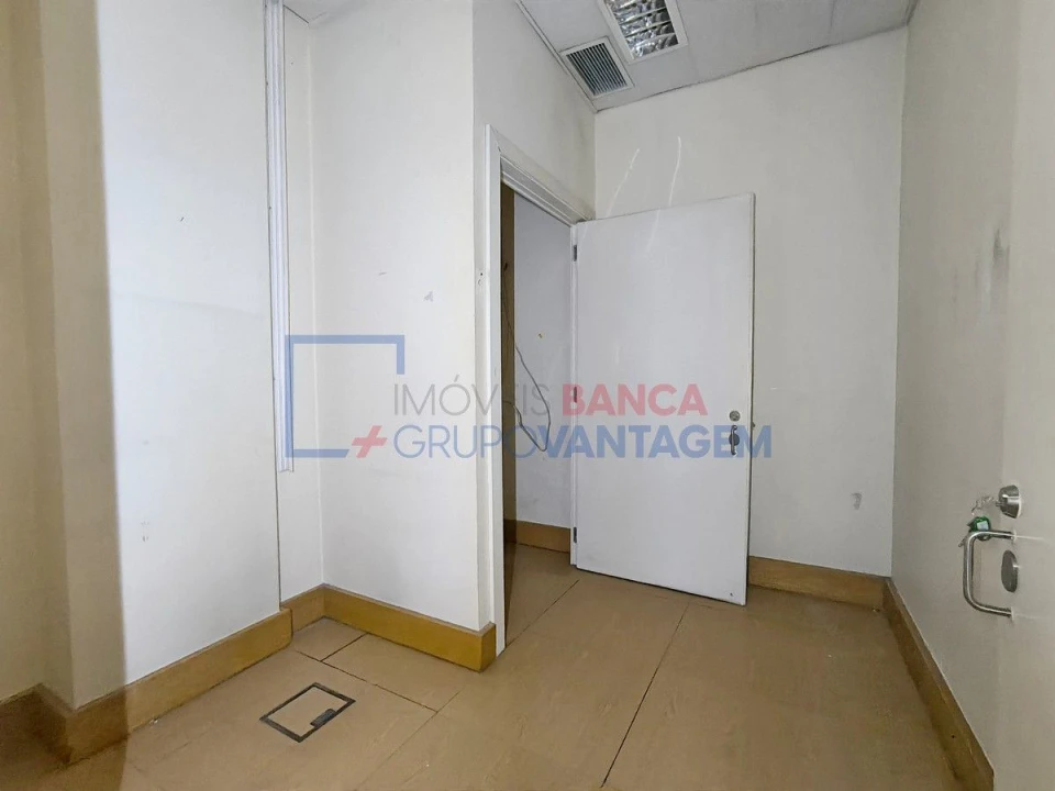 Loja para Venda em Arroios Foto 13