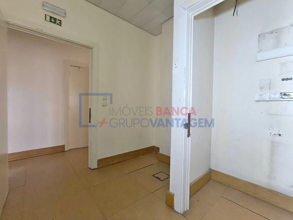 Loja para Venda em Arroios Foto 14