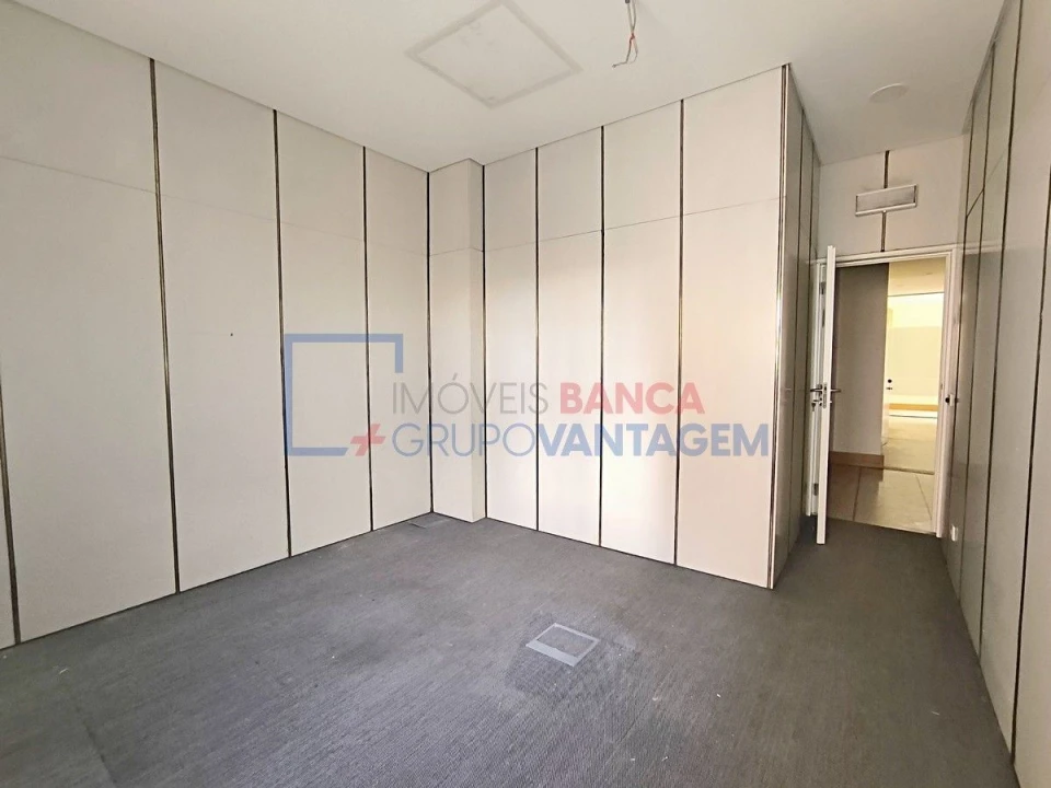 Loja para Venda em Arroios Foto 17