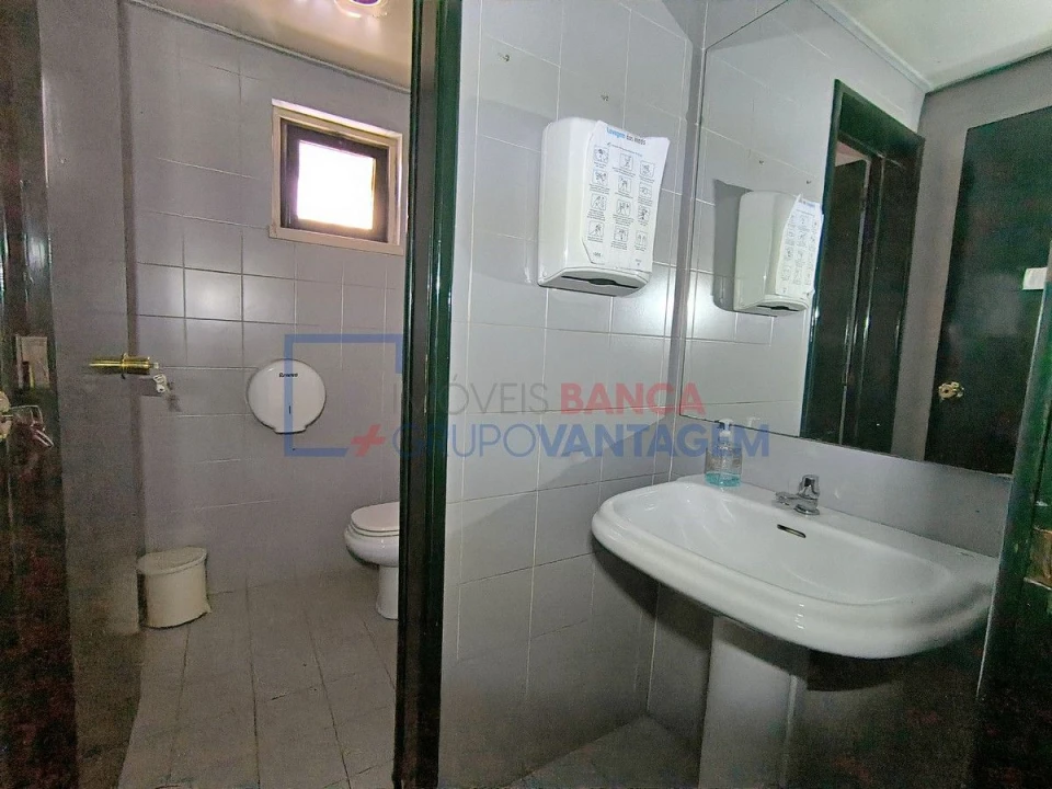 Loja para Venda em Arroios Foto 21