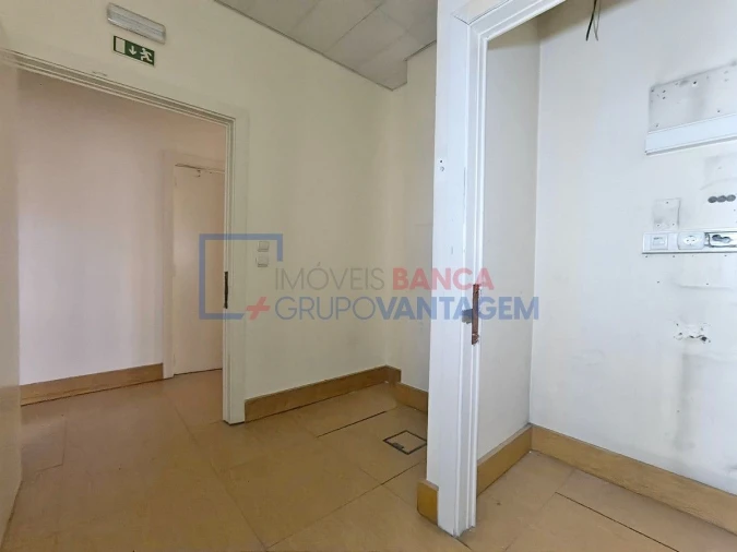 Loja para Venda em Arroios Foto 14