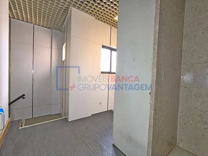 Loja para Venda em Arroios Foto 15