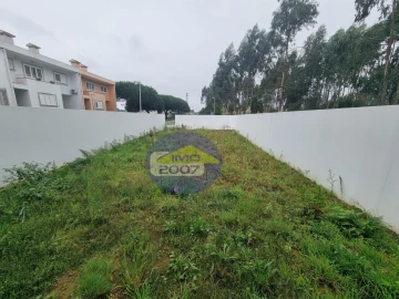 Moradia T4 para Venda em Anta e Guetim