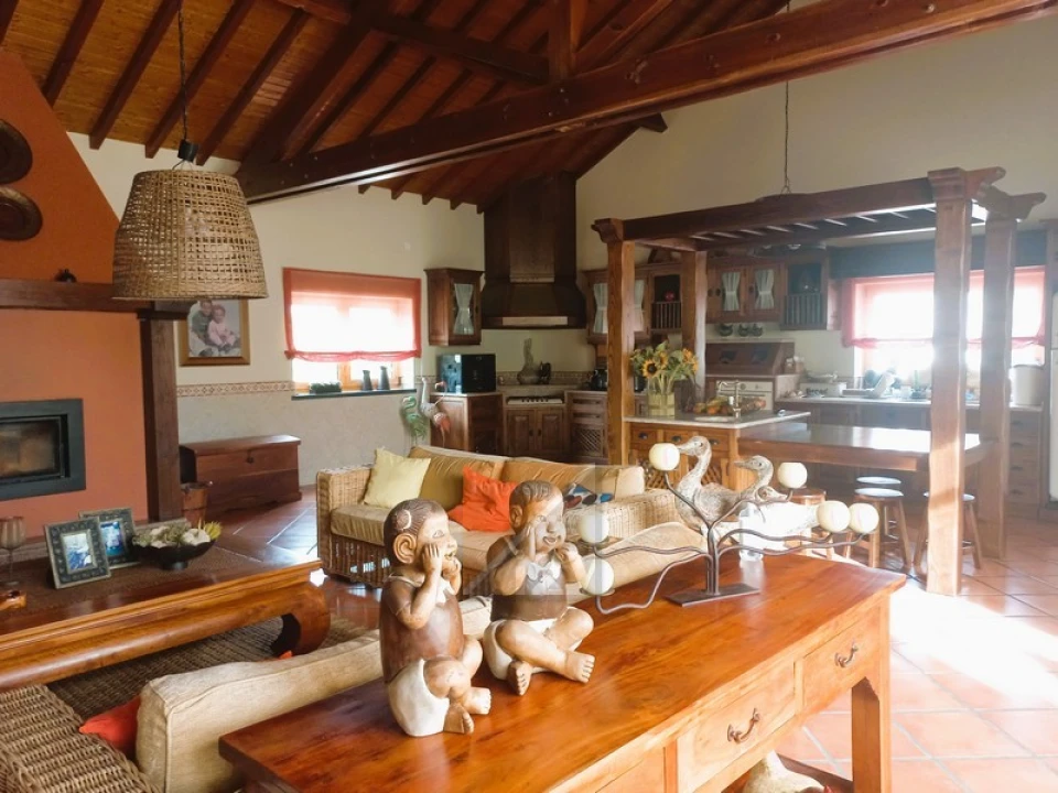 Moradia T4 para Venda em Gondemaria e Olival Foto 10