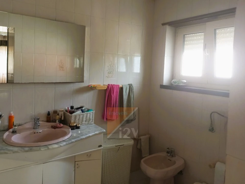 Moradia T4 para Venda em Gondemaria e Olival Foto 22