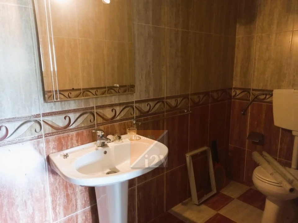 Moradia T4 para Venda em Gondemaria e Olival Foto 27