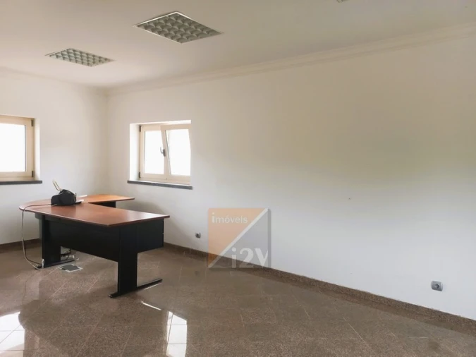 Moradia T4 para Venda em Gondemaria e Olival Foto 25