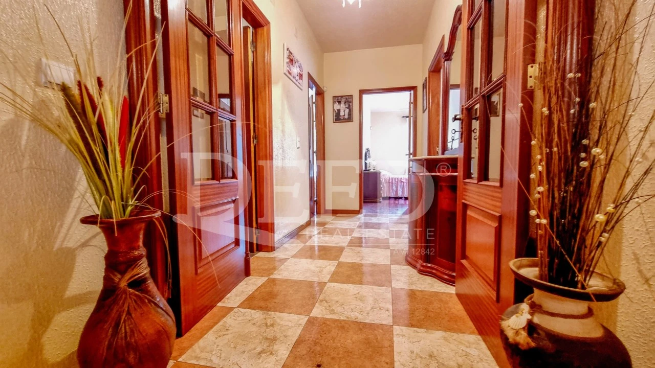 Moradia T3 para Venda em Curral das Freiras Foto 4