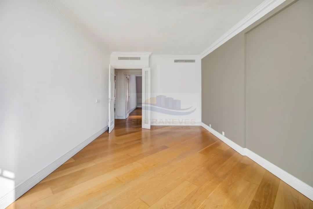 Apartamento T2 para Venda em Avenidas Novas Foto 12