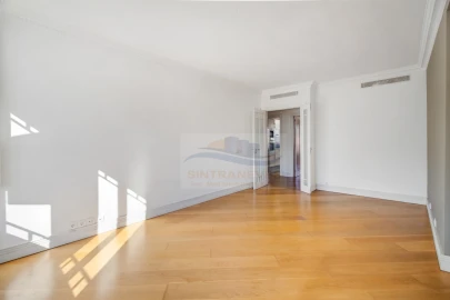 Apartamento T2 para Venda em Avenidas Novas