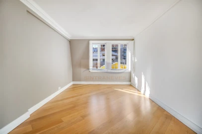 Apartamento T2 para Venda em Avenidas Novas
