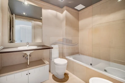 Apartamento T2 para Venda em Avenidas Novas
