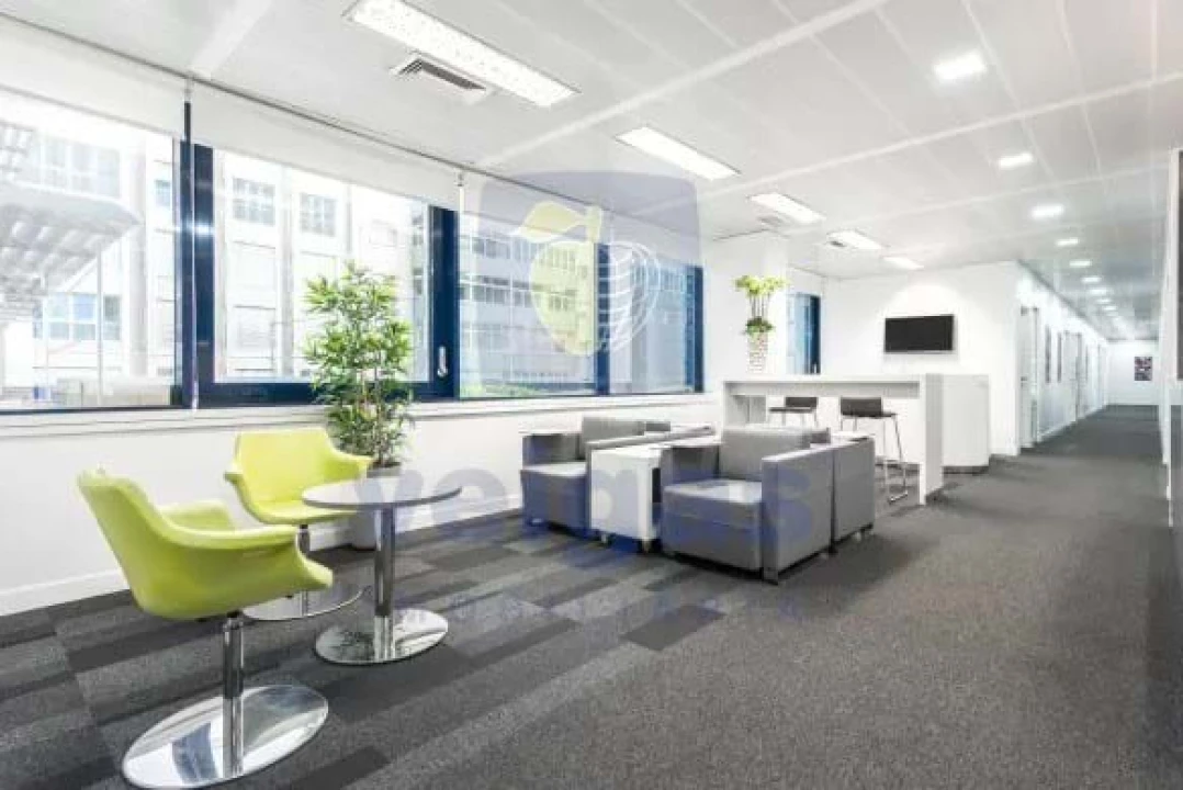 Escritório para Arrendamento em Campo de Ourique Foto 7