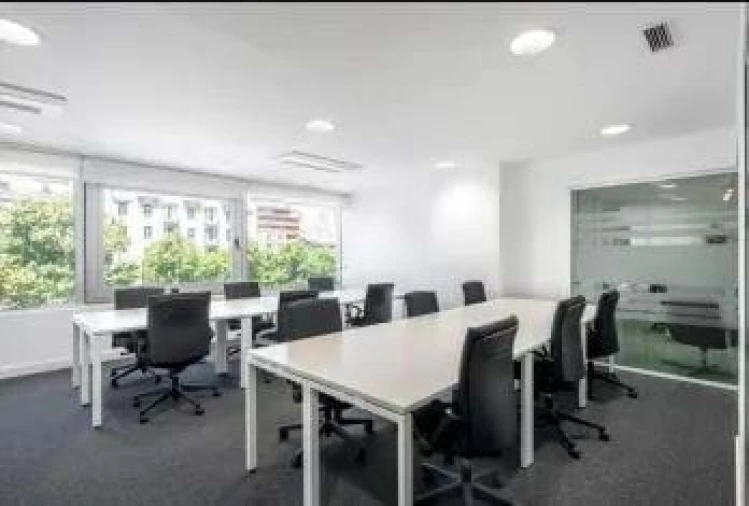 Escritório para Arrendamento em Avenidas Novas Foto 5