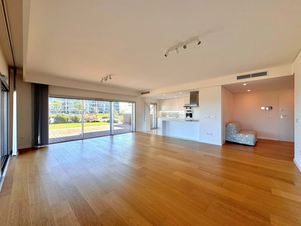 Apartamento T3 para Venda em Alcochete Foto 14