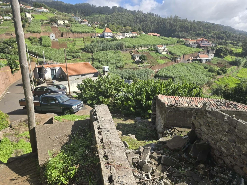Terreno para Venda em Canhas Foto 6