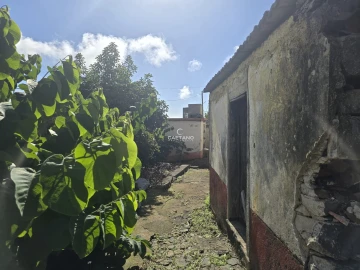 Terreno para Venda em Canhas